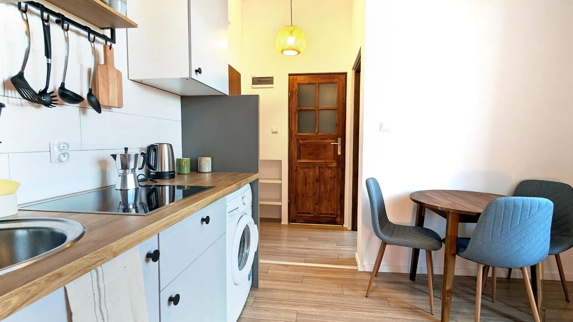 Krakowcharm Apartments No13 With Balcony - City Center 0*, Krakow Poland